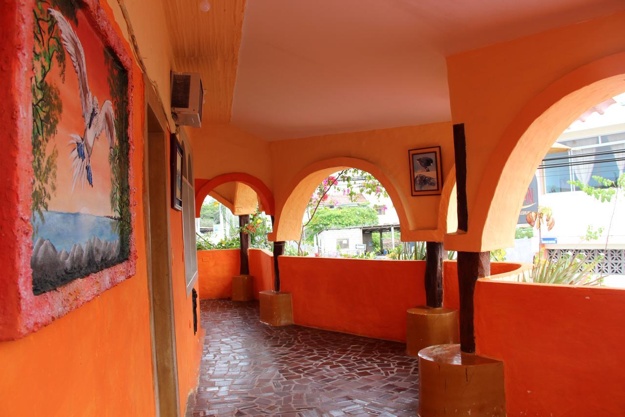 Hotel Crossman Puerto Ayora (Galapagos Islands) Exterior foto
