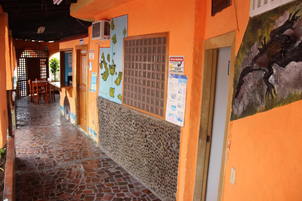 Hotel Crossman Puerto Ayora (Galapagos Islands) Exterior foto